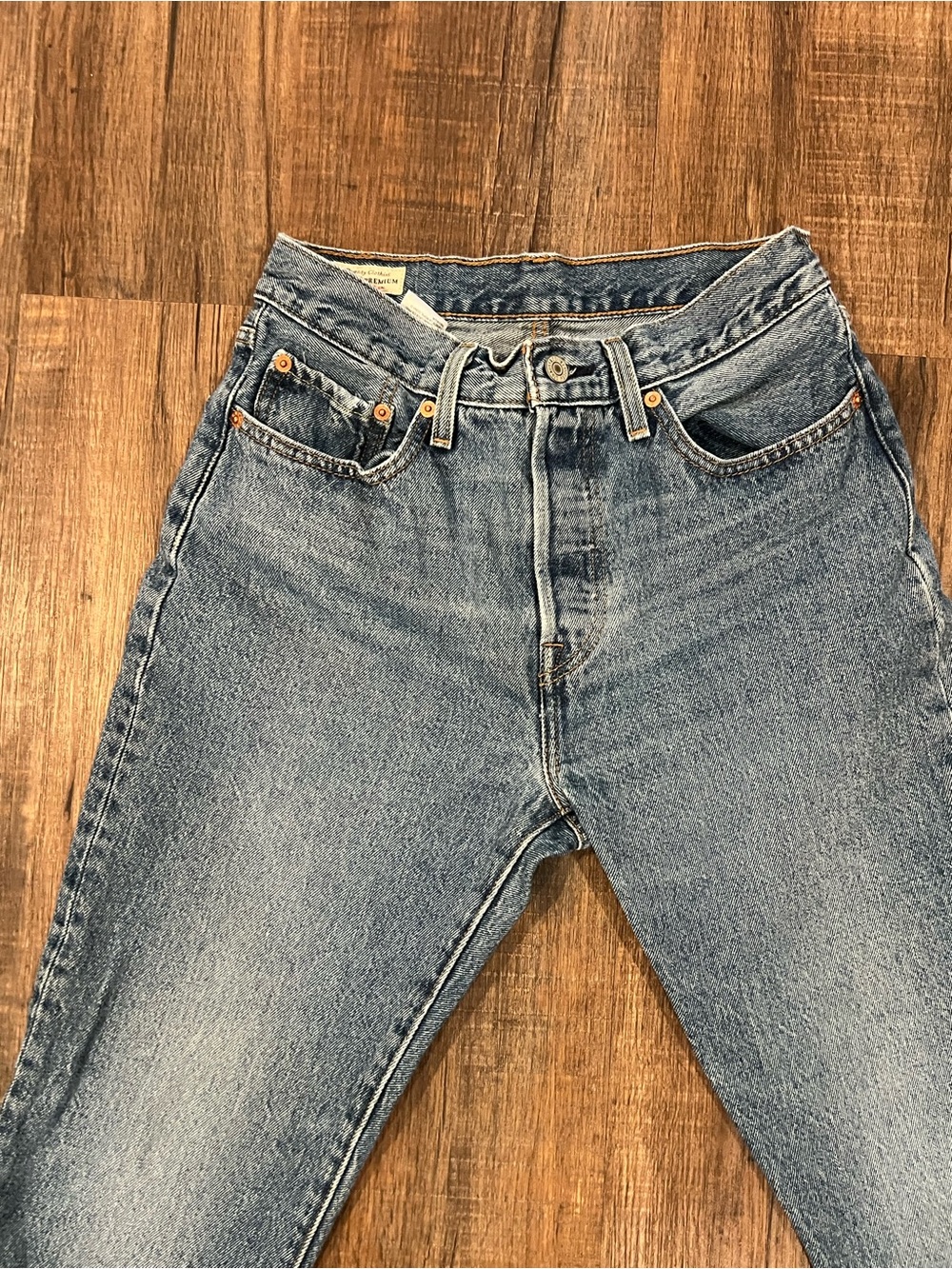 Levi’s 501 Original Cropped Jeans W27 L26 Medium Wash Excellent Condition - Picture 4 of 13